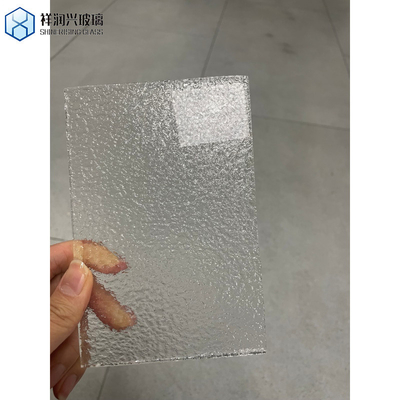 主な製品 モルー/ミレニアム/水/織物ガラス/カラタチガラス 浮遊ガラス 3mm 5mm 1830*2440 特徴 ベルギー製のパターンガラス