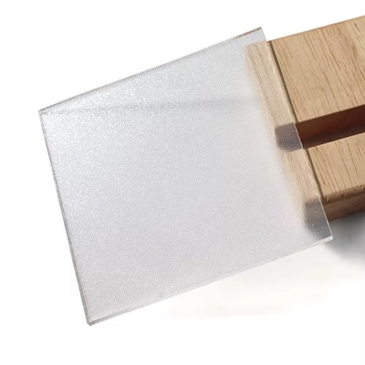 装飾用太陽ガラスチューブ 3.2mm 4mm テンパーされた低鉄ミストライトとArコーティング